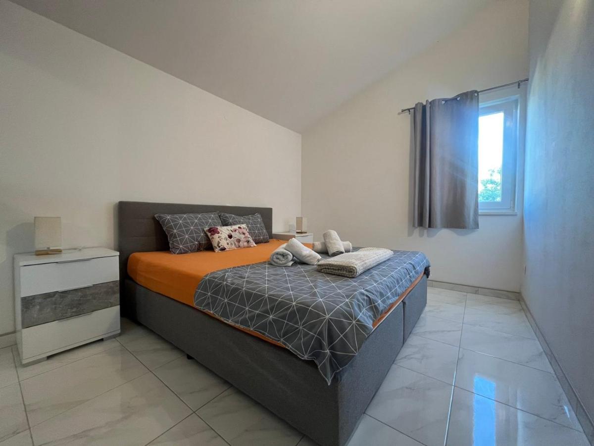 Apartman Lorena Lakmartin Ngoại thất bức ảnh